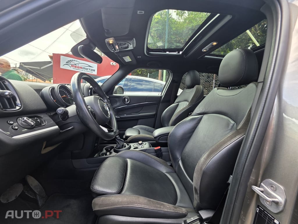 MINI Countryman Cooper SE ALL4 Auto