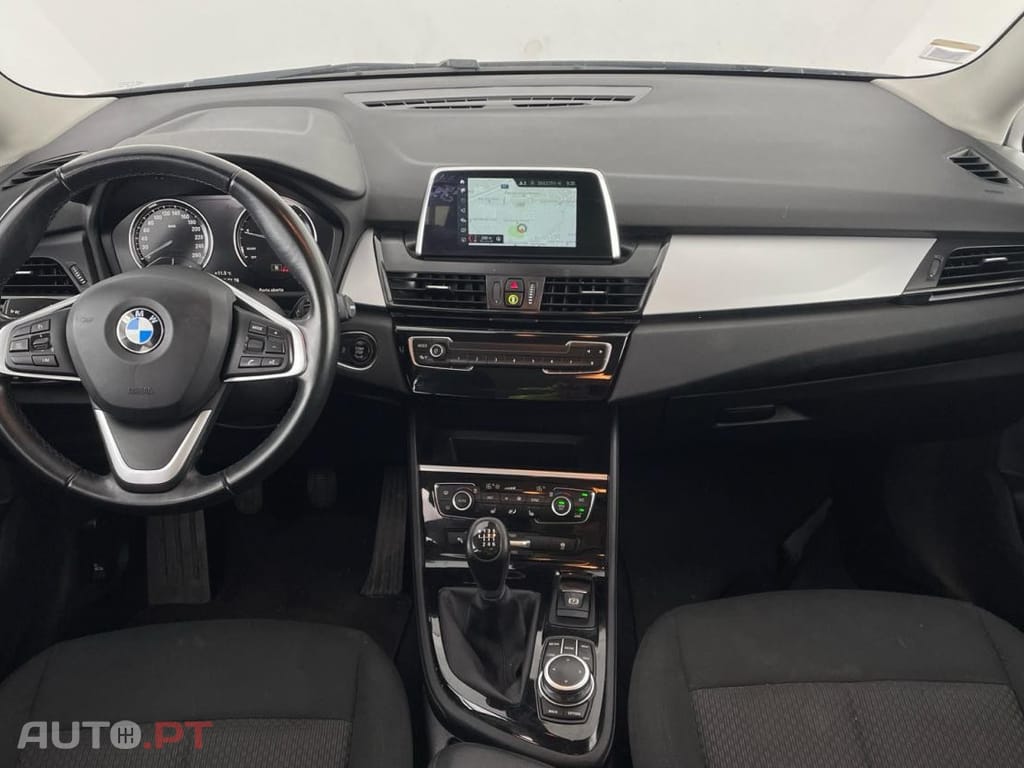 BMW 216 i 7L Advantage