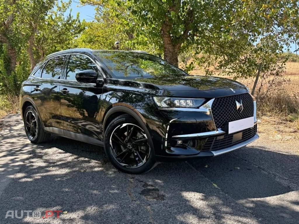 DS DS7 Crossback Grand chic opera