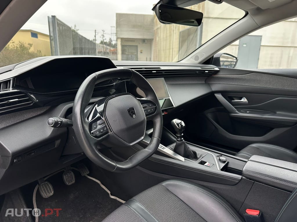 Peugeot 308 1.5 BlueHDi Allure Pack
