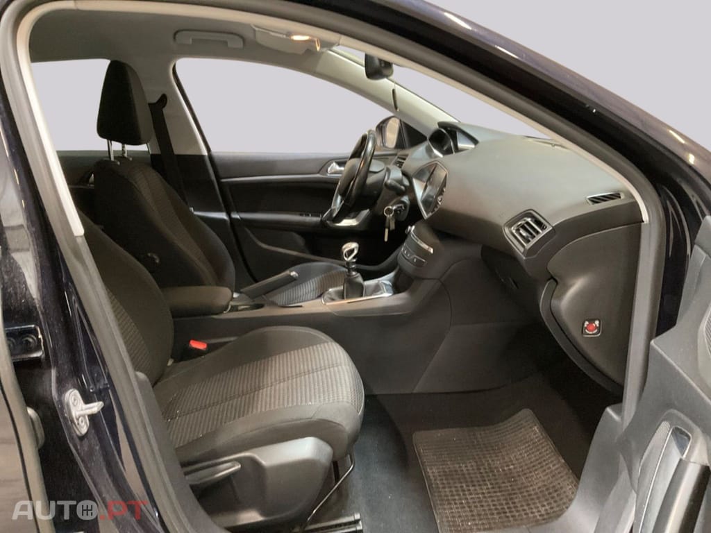 Peugeot 308 1.2 PureTech Style