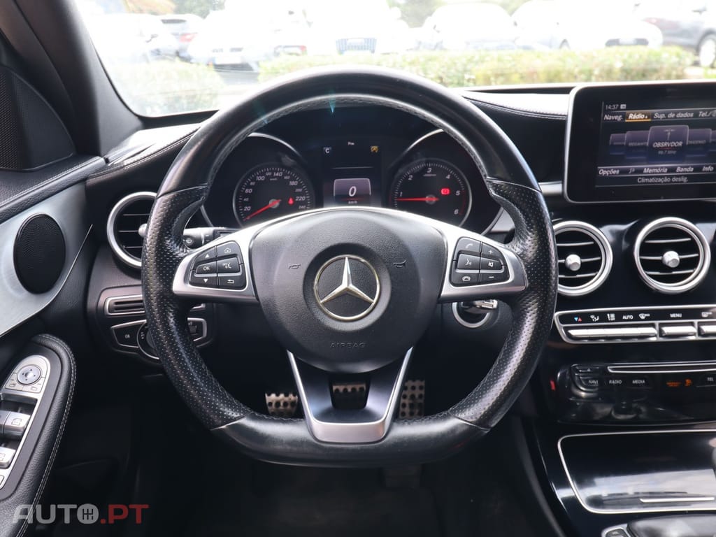Mercedes-Benz C 220 AMG LINE
