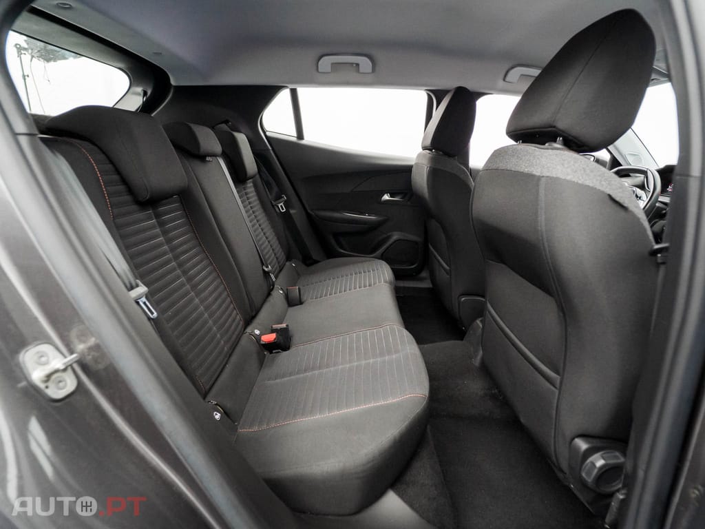 Peugeot 2008 1.2 PureTech Active
