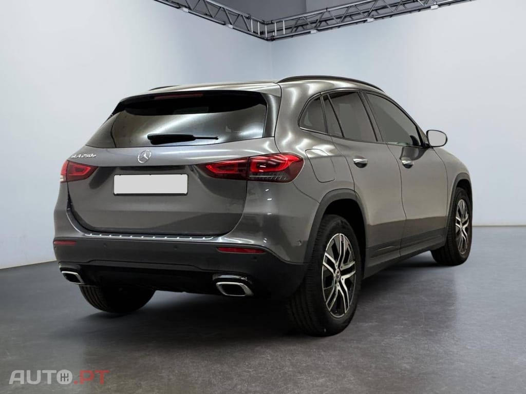 Mercedes-Benz GLA 250 e Business Line 8G-DCT