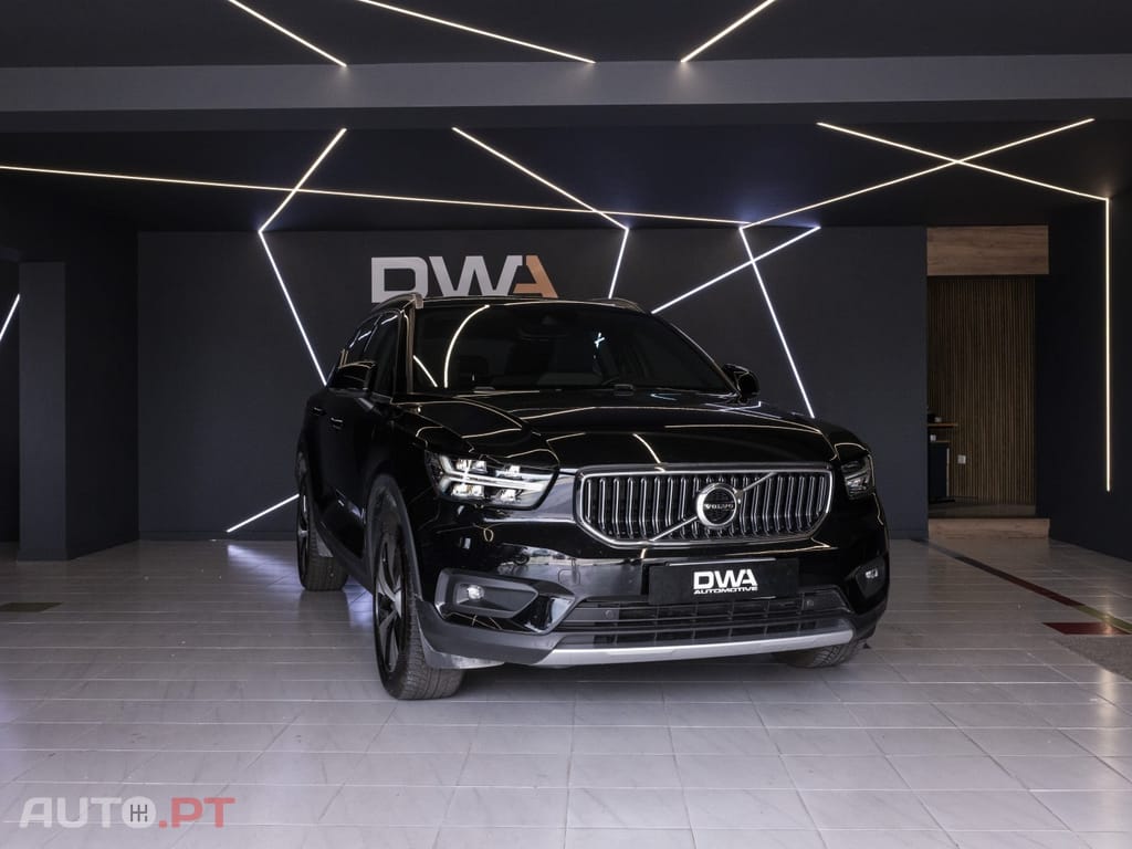 Volvo XC40 T5 Recharge DKG Plus Dark