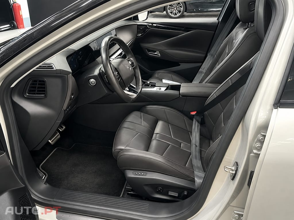 DS DS4 E-Tense La Première EAT8