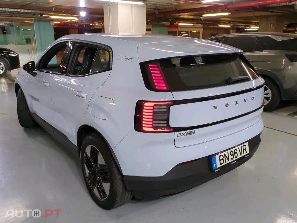 Volvo EX30 51 kWh Single Motor Core