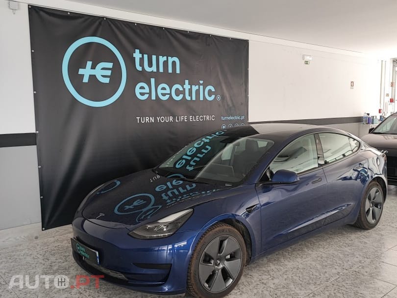 Tesla Model 3 Standard Range Plus RWD