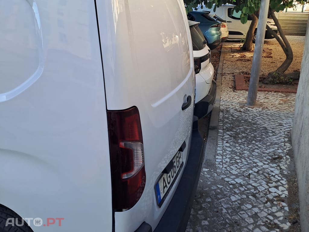Citroen e-Berlingo Blue
