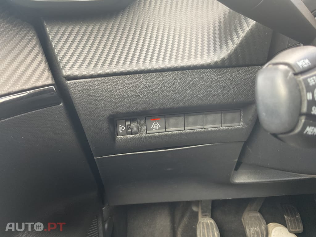 Peugeot 2008 1.2 PureTech Active Pack