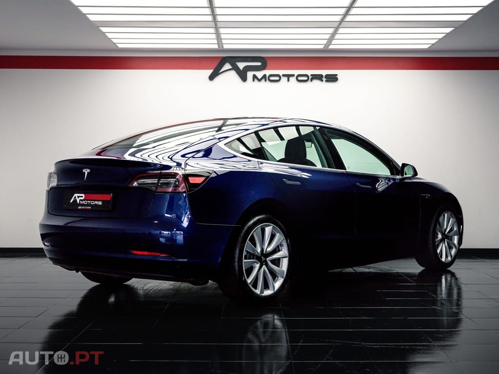 Tesla Model 3 Standard RWD Plus