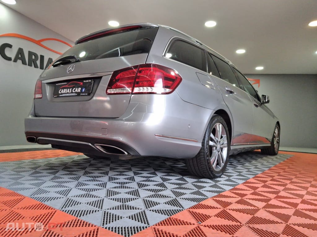Mercedes-Benz E 300 BlueTEC Hybrid Avantgarde