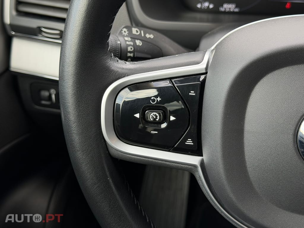 Volvo XC90 2.0 T8 PHEV Inscription Expression AWD