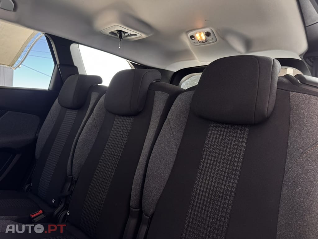 Peugeot 5008 1.5 BlueHDi Allure EAT8