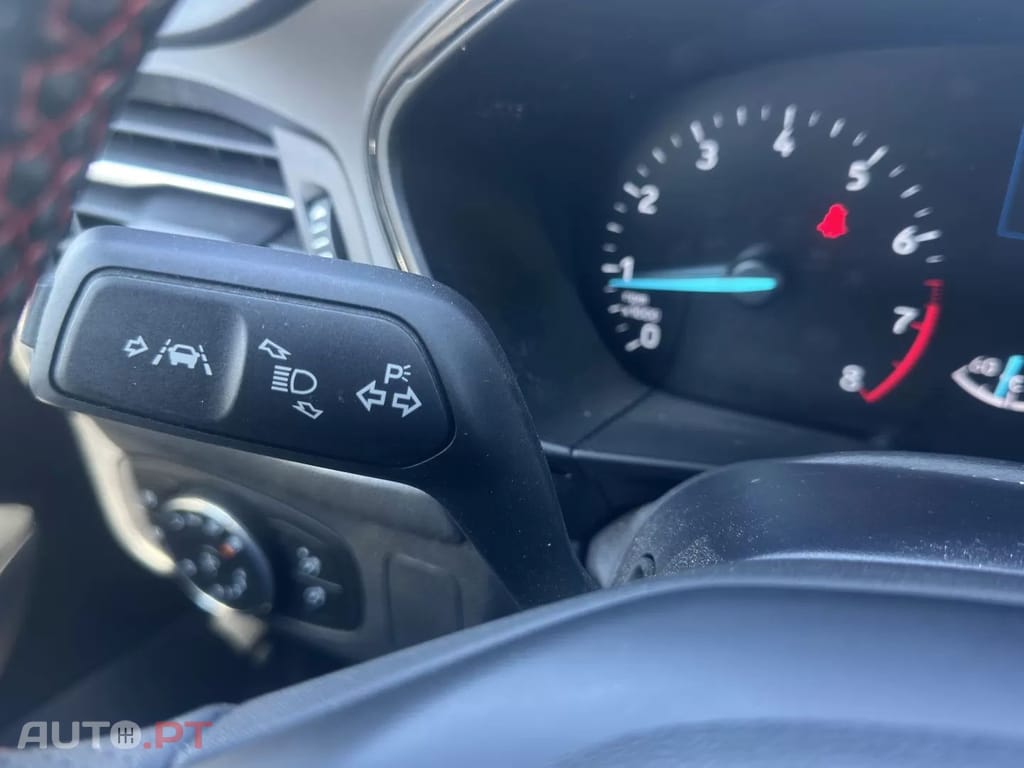 Ford Focus SW 1.0 EcoBoost MHEV ST-Line