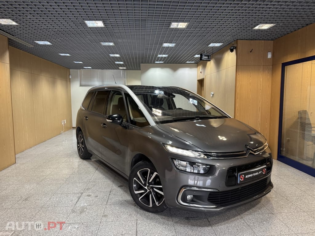 Citroen C4 SpaceTourer 1.5 BlueHDi Shine EAT8