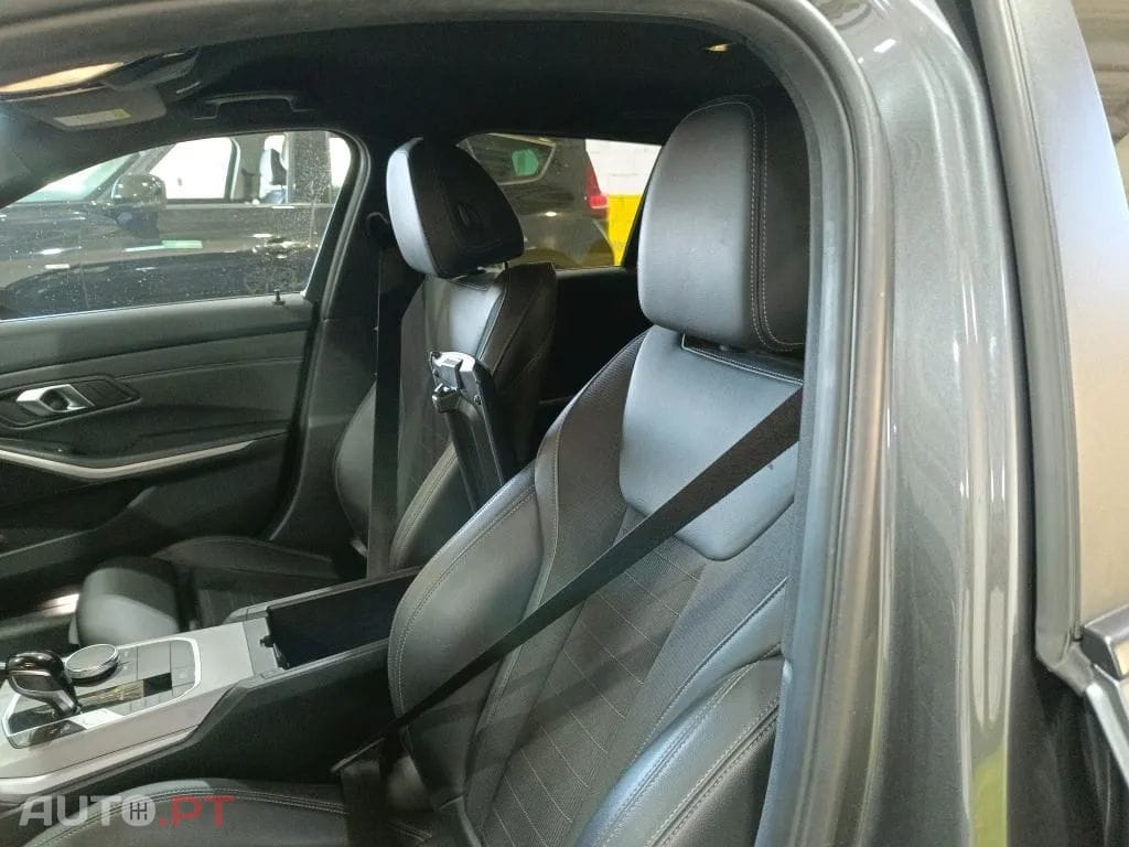 BMW 320 i Touring