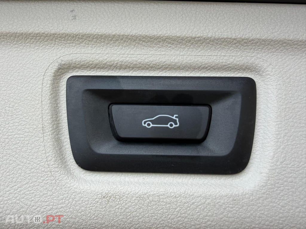 BMW 320 e Auto