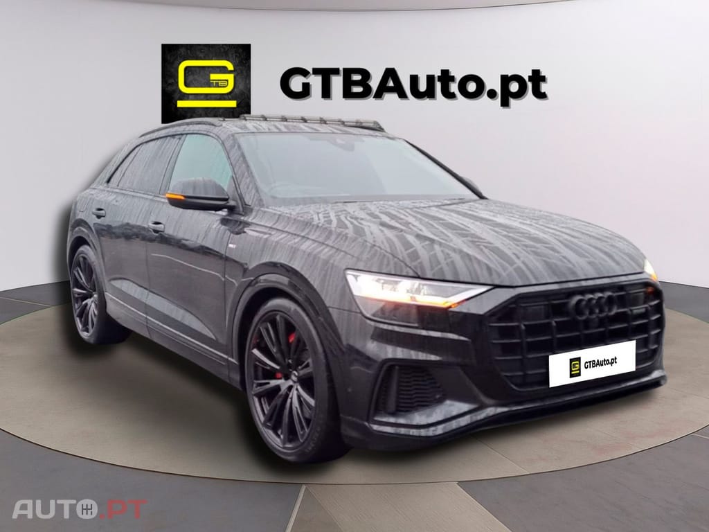 Audi Q8 55 TFSIe quattro S-Line 
