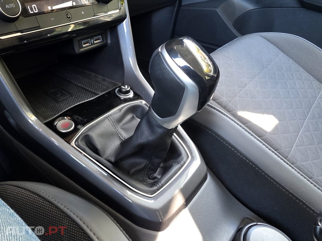 Volkswagen T-Cross 1.0 TSI Life DSG