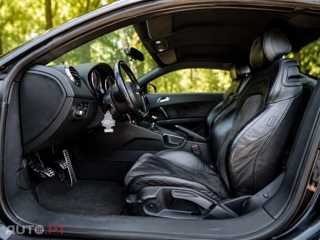 Audi TT 2.0 TDI quattro S-line