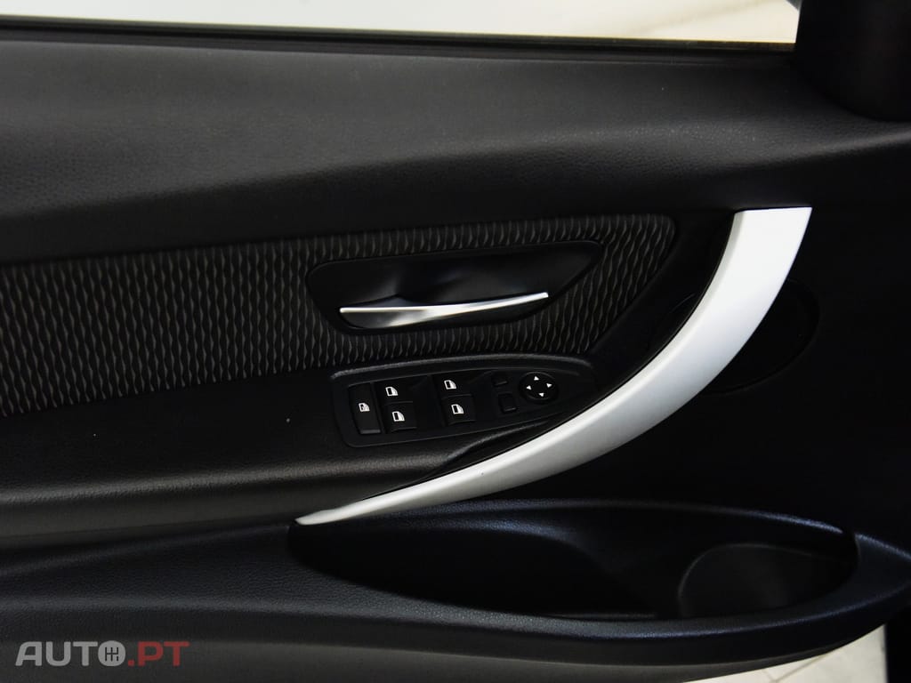 BMW 320 d Touring EfficientDynamics Line Modern