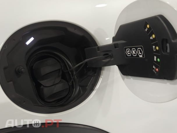 MINI Cooper Cooper SE Premium Essential