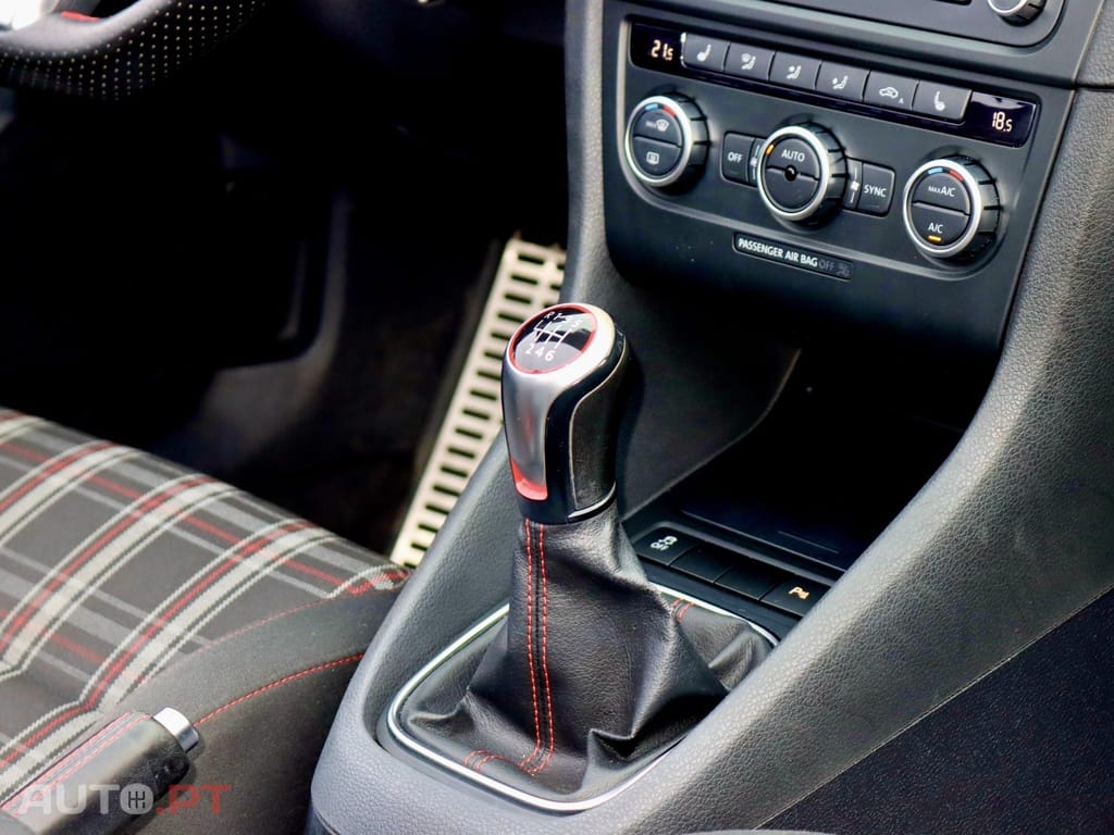 Volkswagen Golf Cabriolet 2.0 TSI GTI