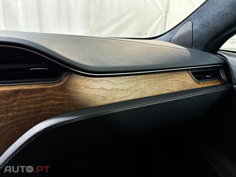 Tesla Model S Long Range AWD