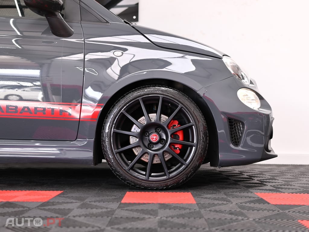 Abarth 695 1.4 T-Jet XSR Yamaha