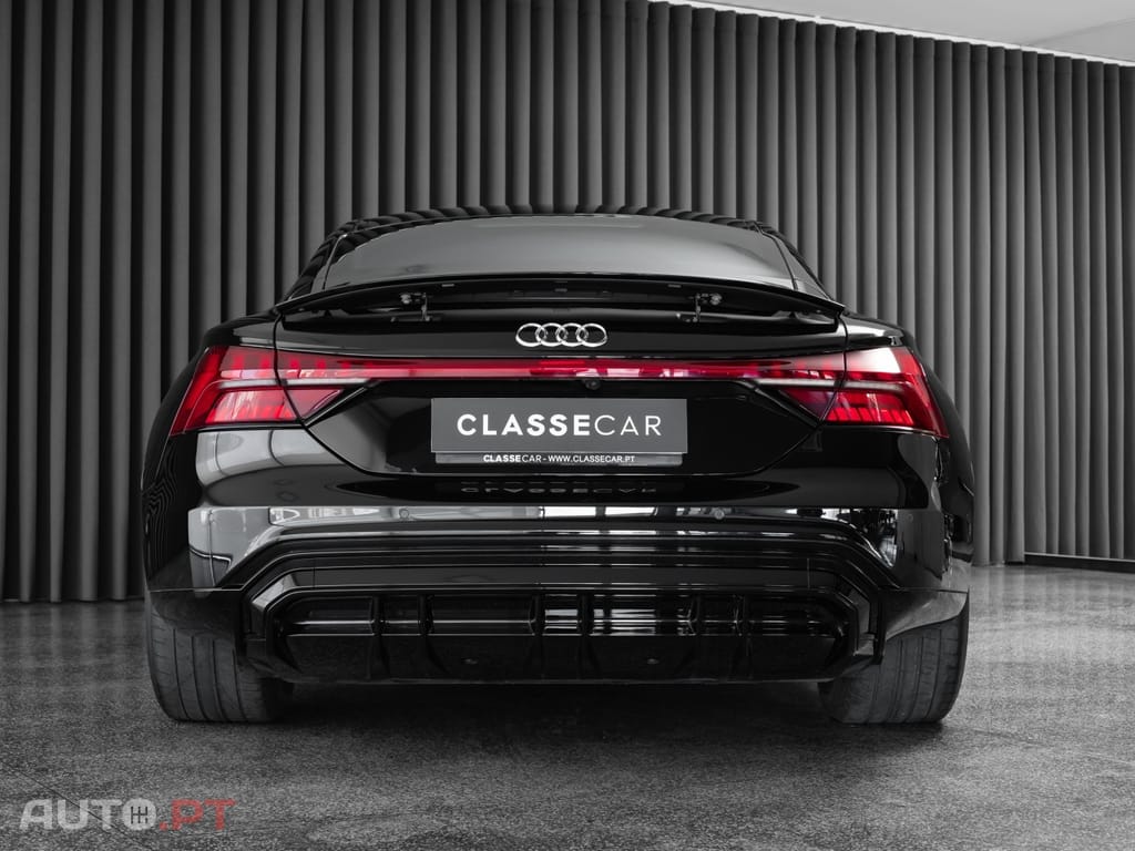 Audi E-Tron GT quattro