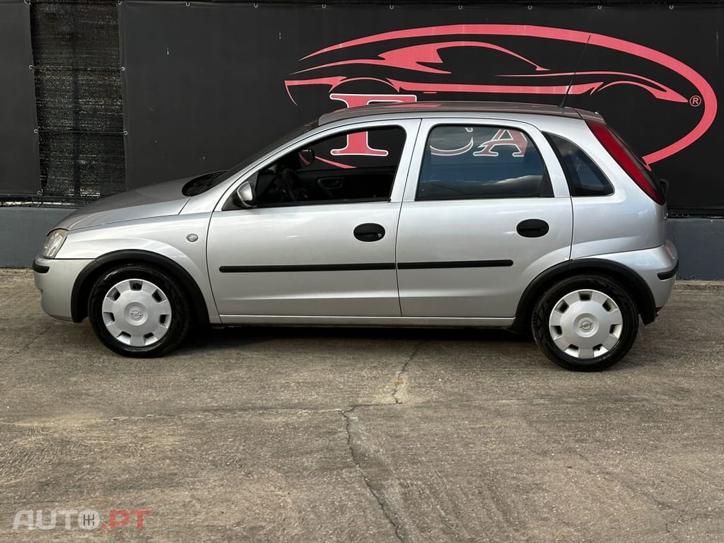 Opel Corsa 1.0 12V First