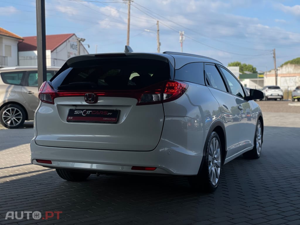 Honda Civic Tourer 1.6 i-DTEC Sport Navi