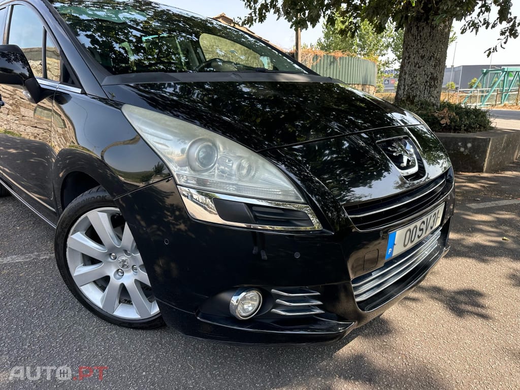 Peugeot 5008 1.6 e-HDi 7L Allure 2-Tronic 113g