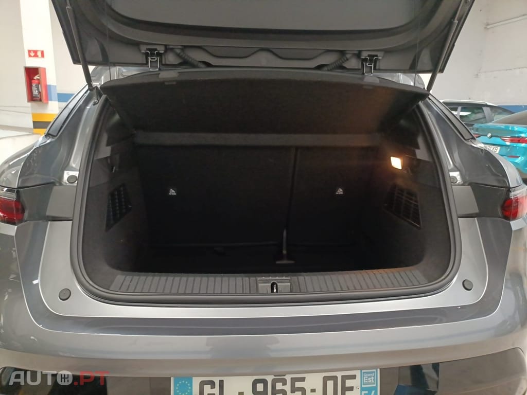 Renault Mégane E-Tech EV60 220hp optimum charge Equilibre
