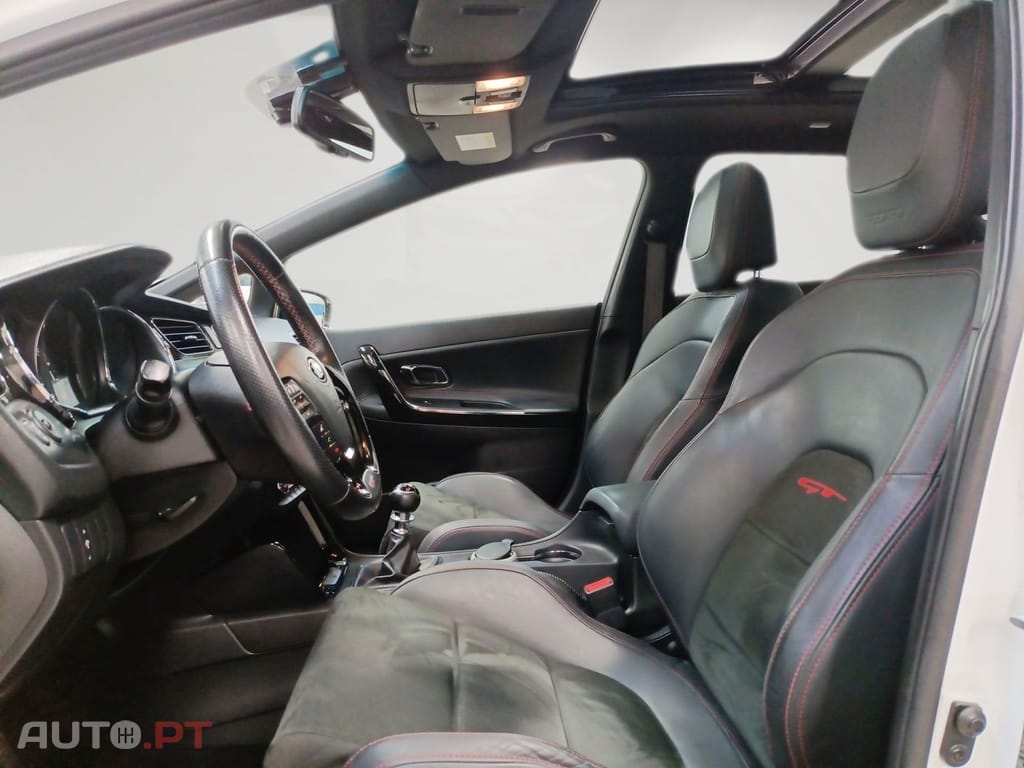 Kia Ceed 1.6 T-GDI GT TOP