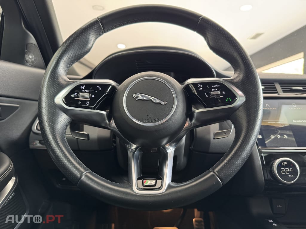 Jaguar E-Pace 1.5 P300e R-Dynamic HSE AWD Aut.