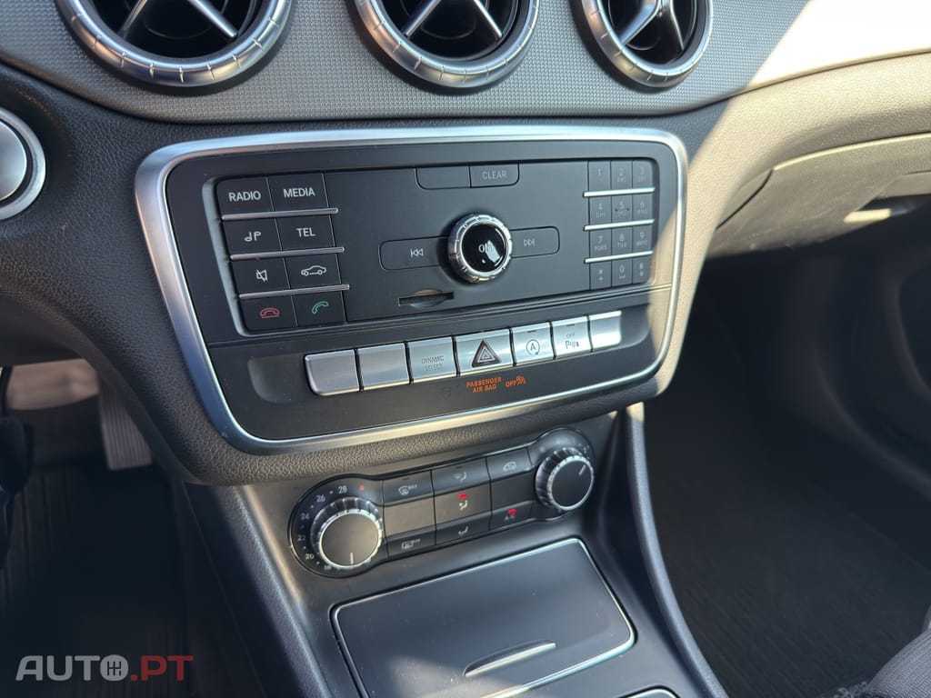 Mercedes-Benz CLA 180 d Shooting Brake Urban Aut.