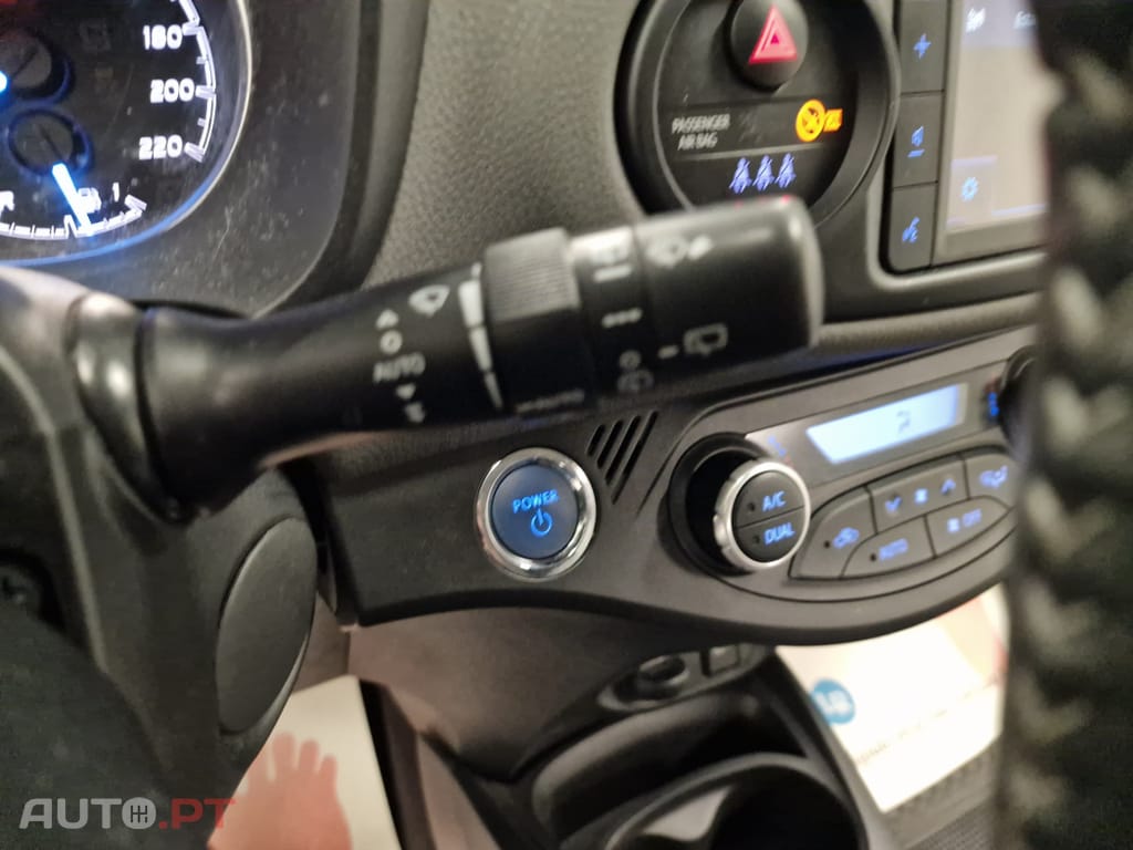 Toyota Yaris 1.5 HSD Comfort