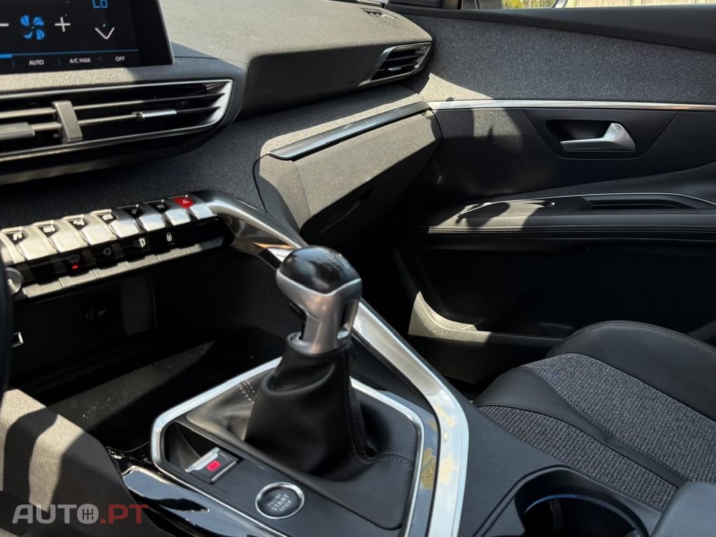 Peugeot 3008 Premium