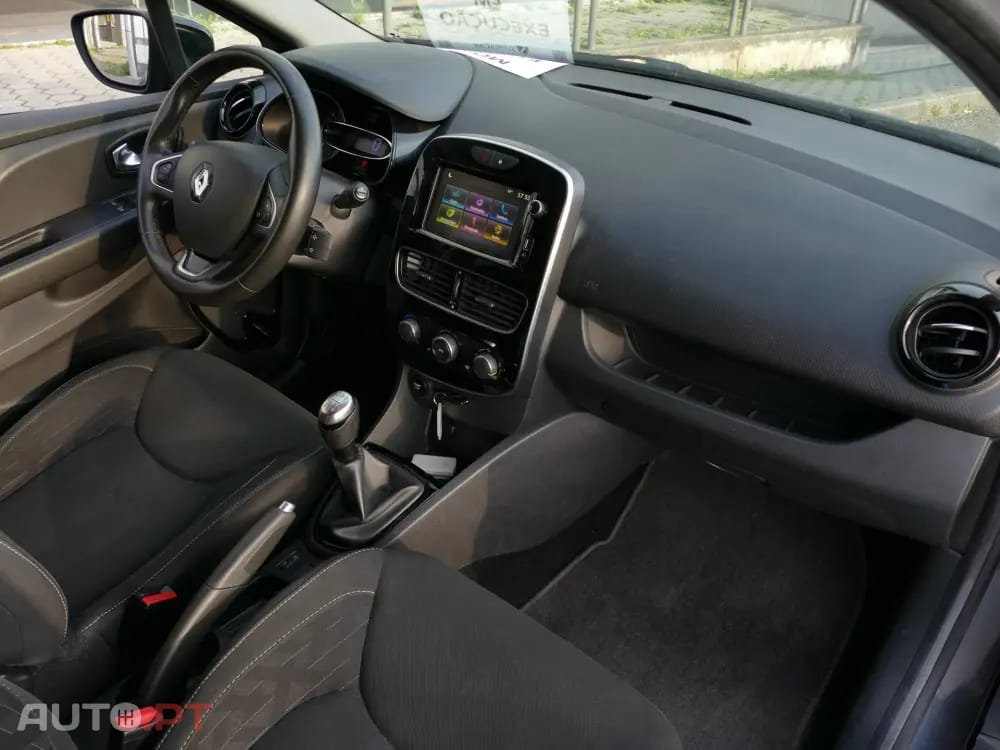 Renault Clio Sport Tourer 0.9 TCe Limited