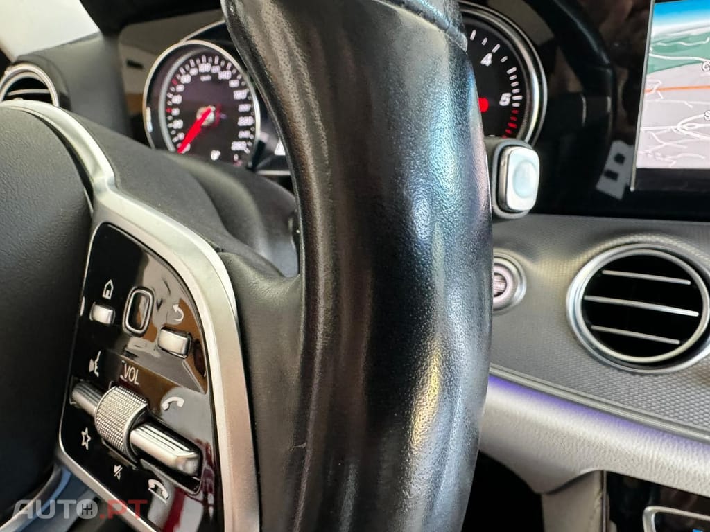 Mercedes-Benz E 300 De Avantgarde 
