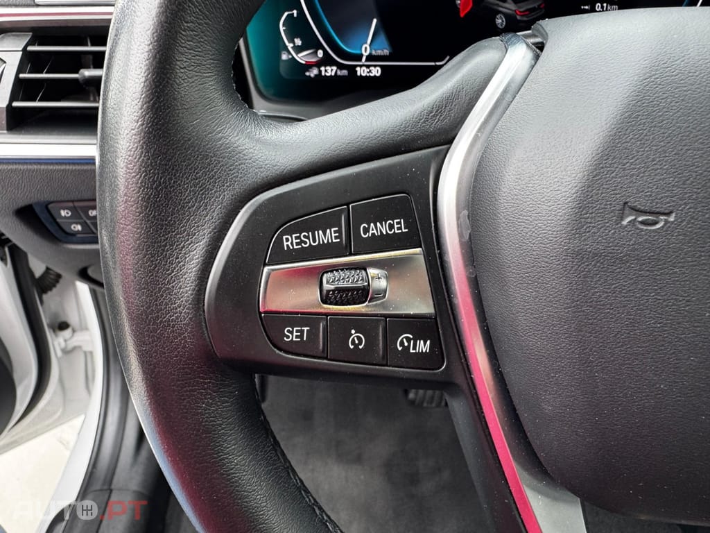 BMW 320 e Auto