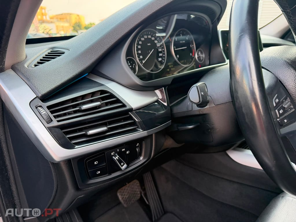 BMW X5 25 d sDrive Comfort 7L