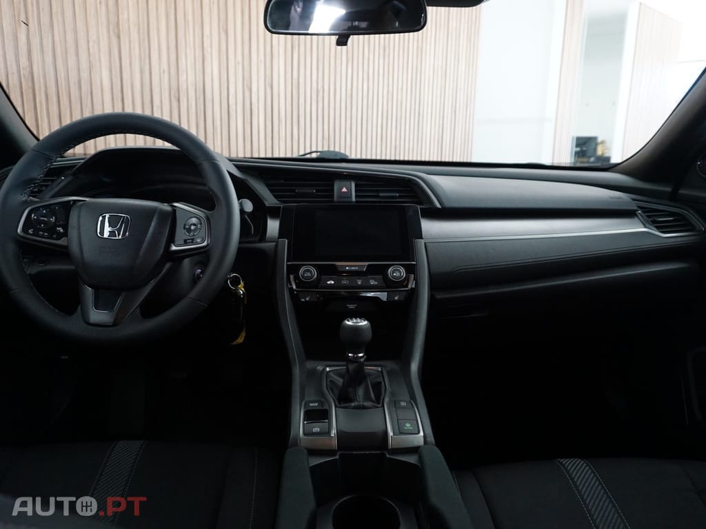 Honda Civic 1.6 i-DTEC Elegance Navi