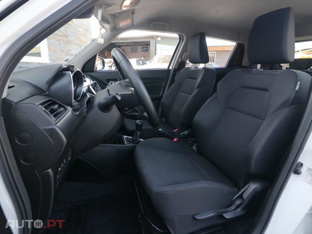 Suzuki Swift HYBRID