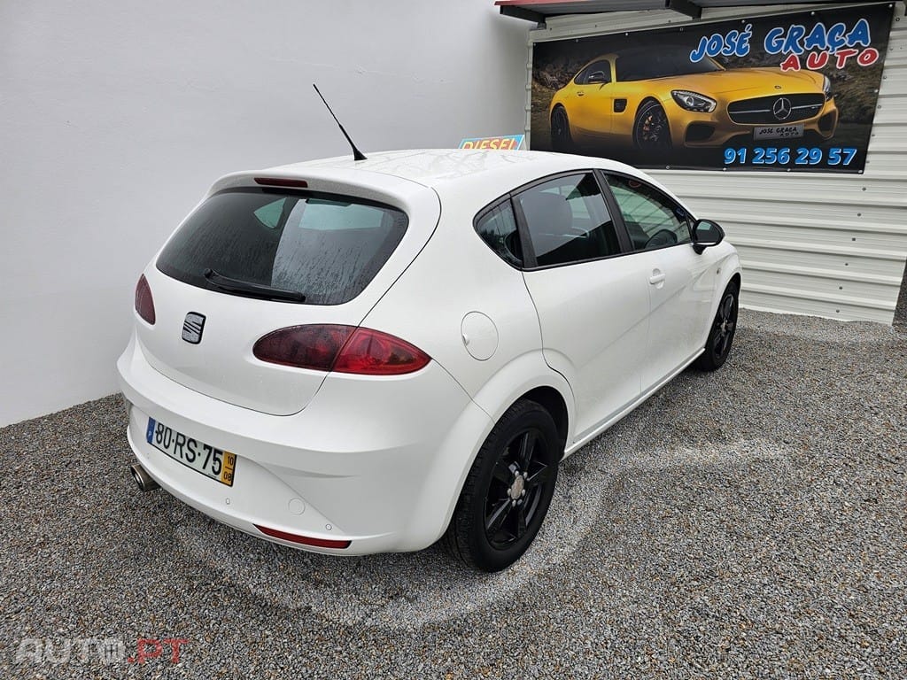 Seat Leon 1.6 TDI DPF Ecomotive Sport
