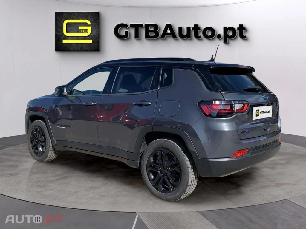 Jeep Compass Upland Plug-In Hybrid 4WD I.V.A DEDUTÍVEL  