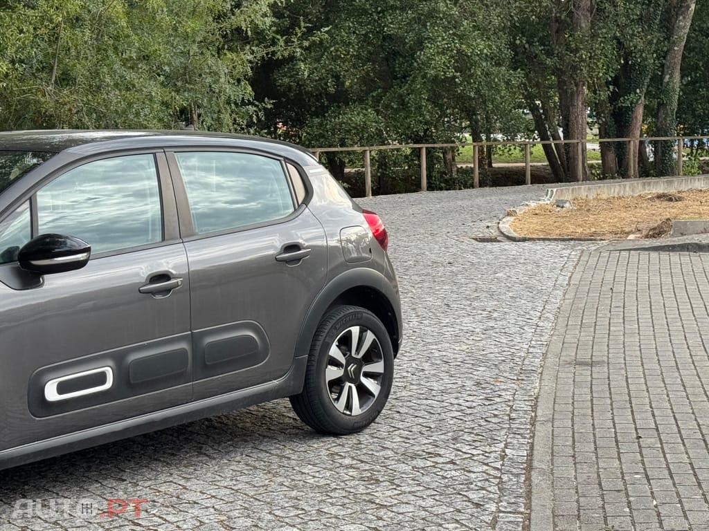 Citroen C3 1.2 PureTech Shine EAT6