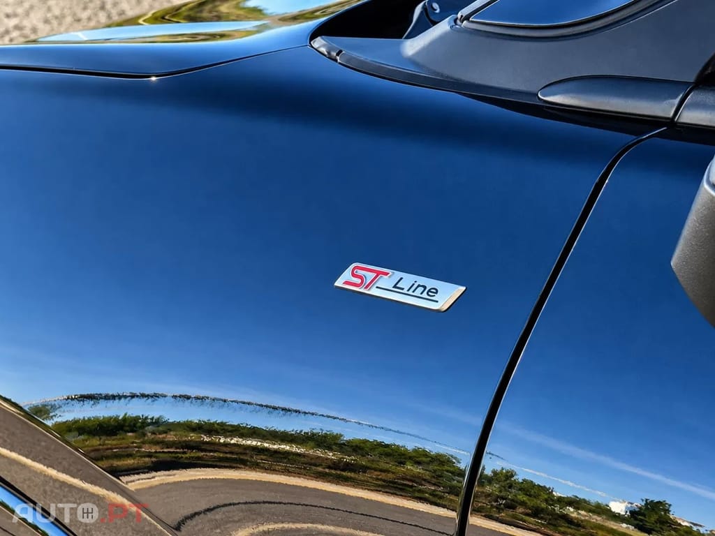 Ford Puma 1.0 EcoBoost MHEV ST-Line Design